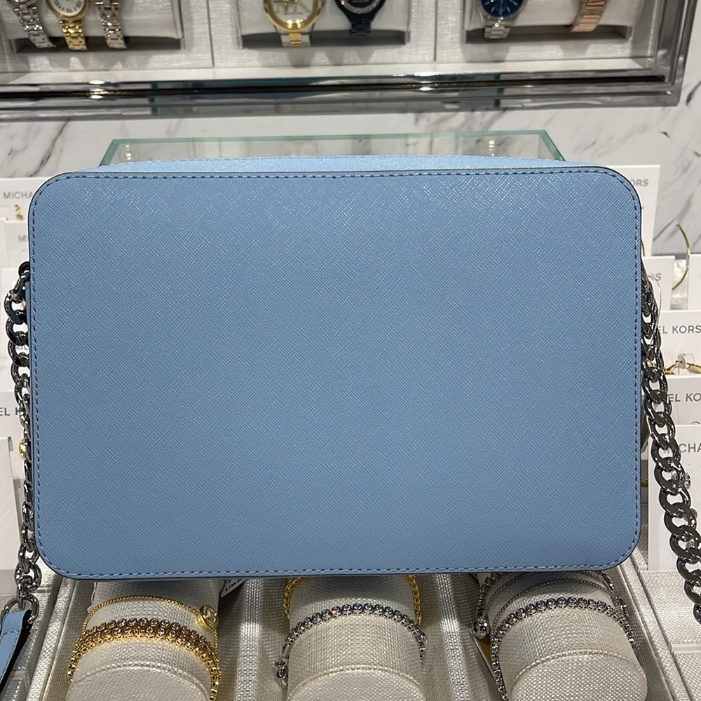 MICHAEL KORS Jet Set Large Saffiano Leather Crossbody Bag
LIGHT SKY
NWT - Picture 10 of 16